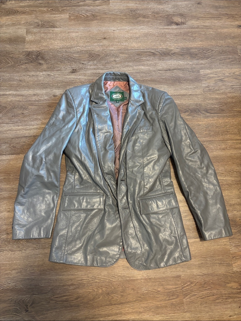men’s gray leather jacket